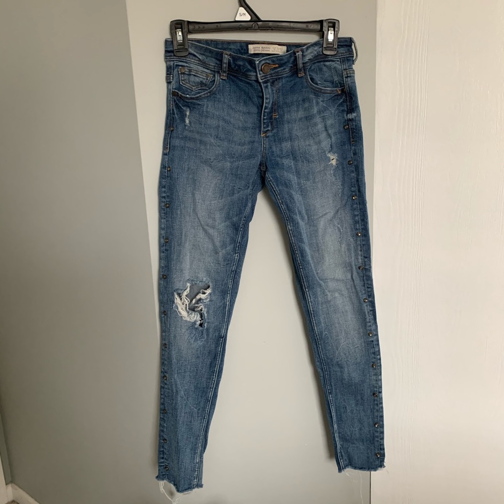 Zara Skinny Ripped Jeans w/ Jewel Detail